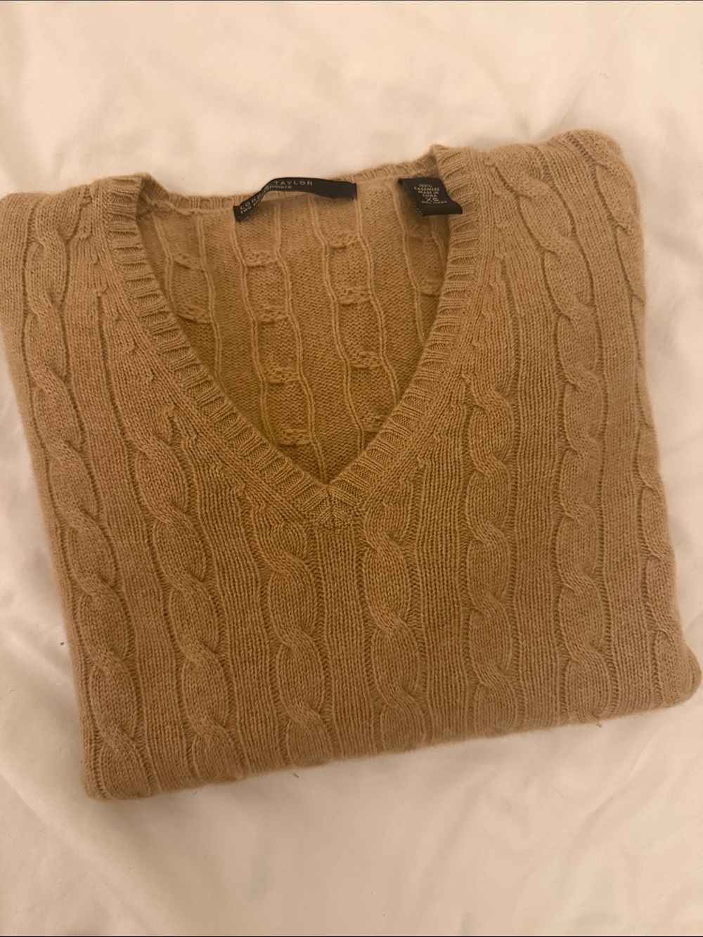 Cable V-Neck Cashmere Sweater